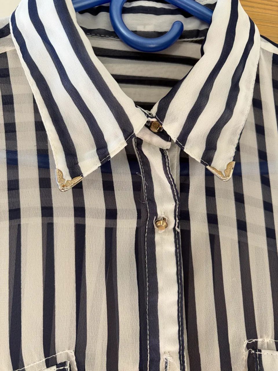 Camisa A ≠ - imagen 1