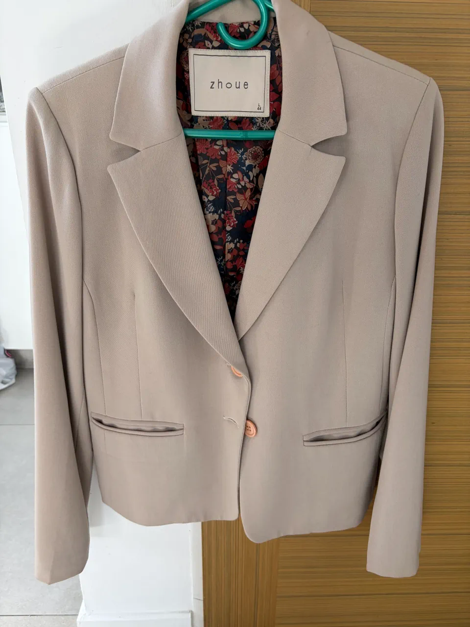 Blazer Zhoue - imagen 1