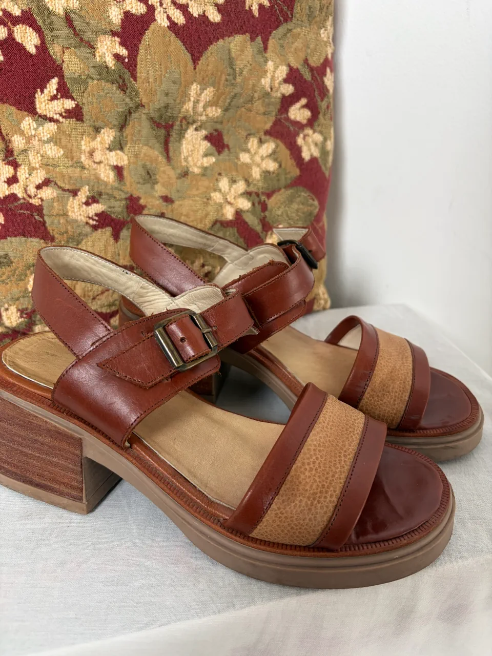 Sandalias . - imagen 1