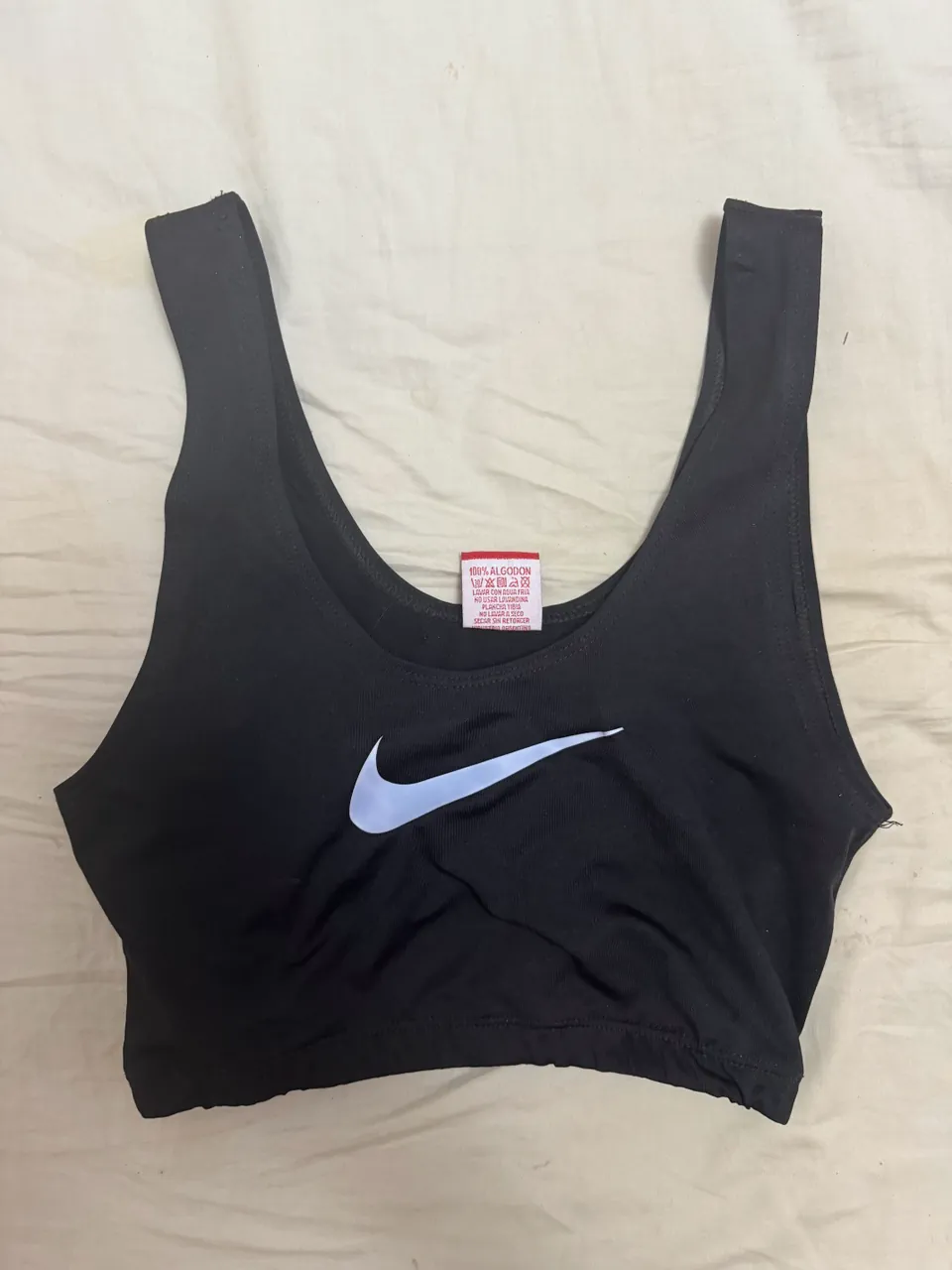 Nike · Talle M