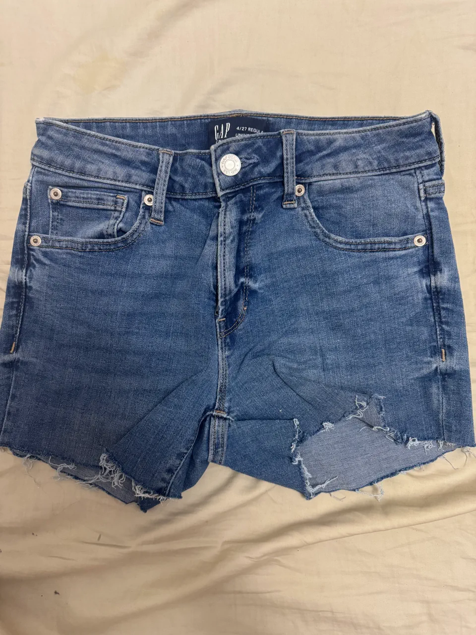 Short GAP · Talle 4