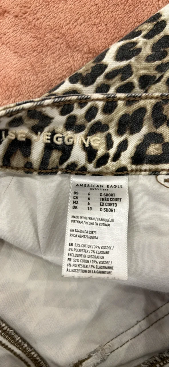 American Eagle · Talle MEX/ARG 26