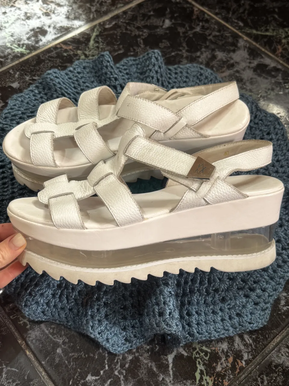 Sandalias Ricky Sarkany · Talle AR 40