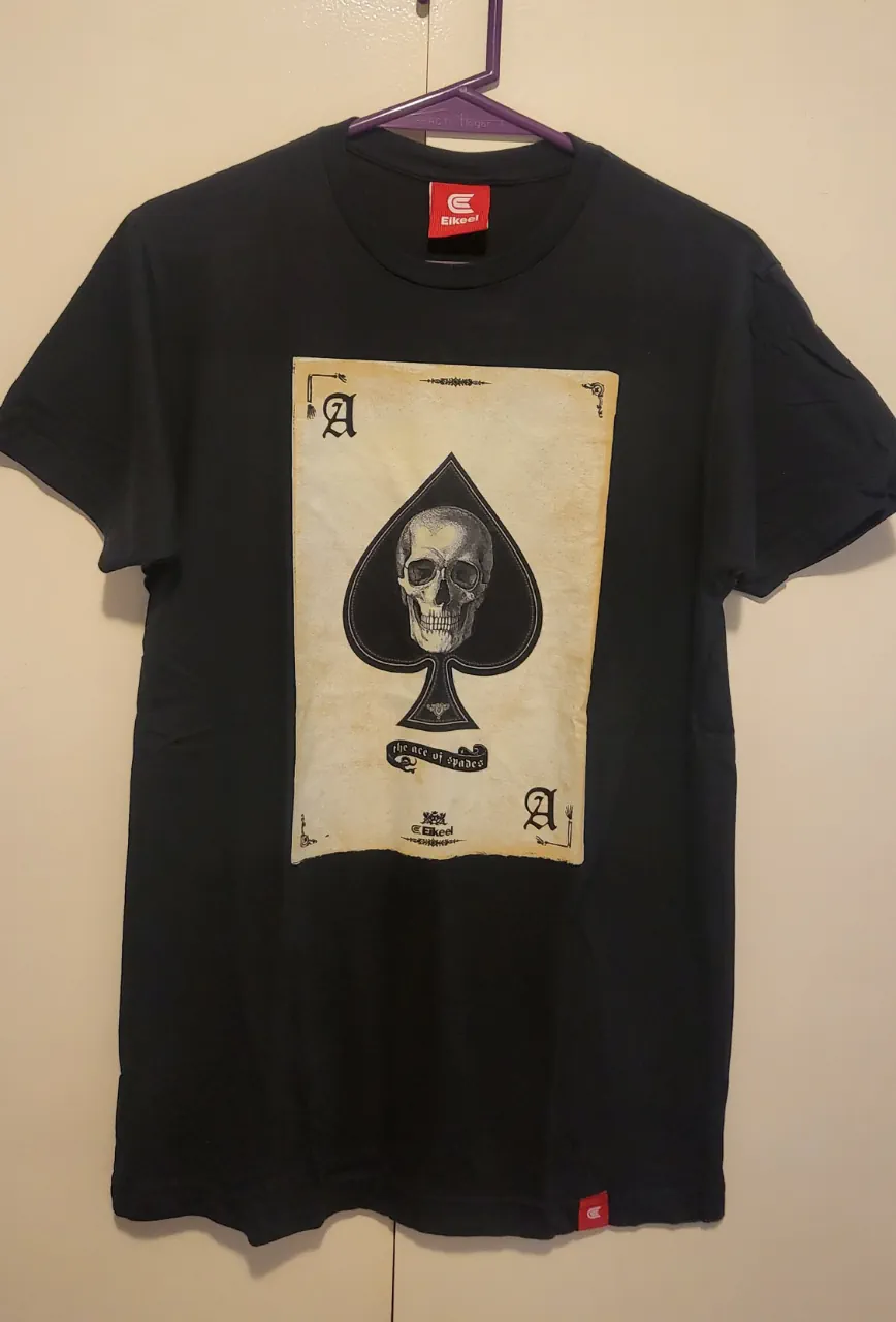 Remera Eikeel · Talle 2