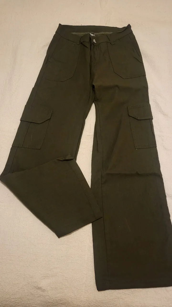 Pantalón Zara · Talle M