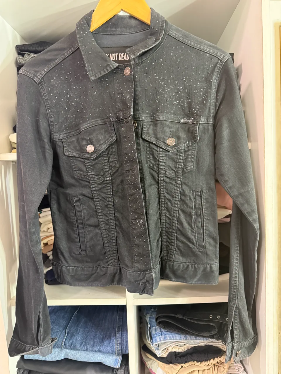 Campera Ay Not Dead - imagen 2