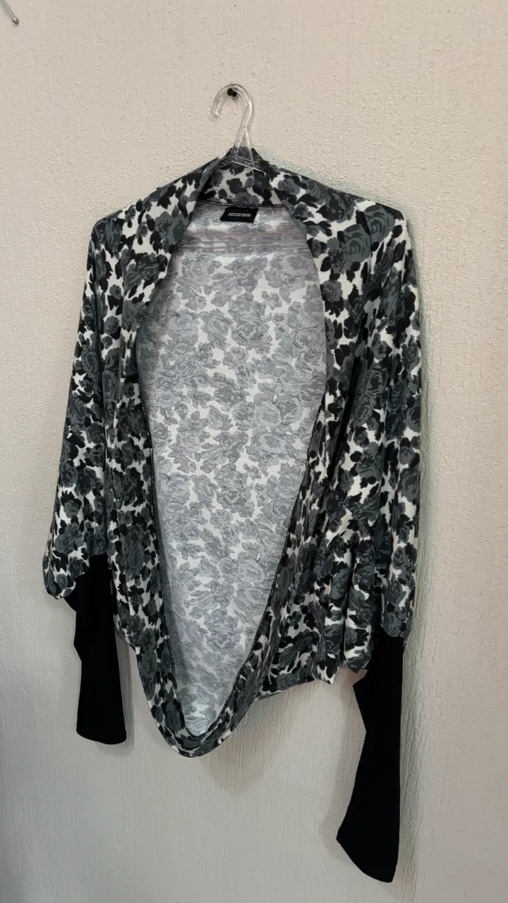 Cardigan Peuque · Talle S