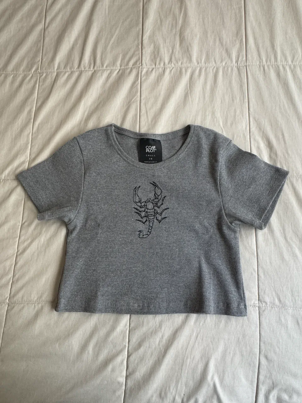 Remera Complot - imagen 1