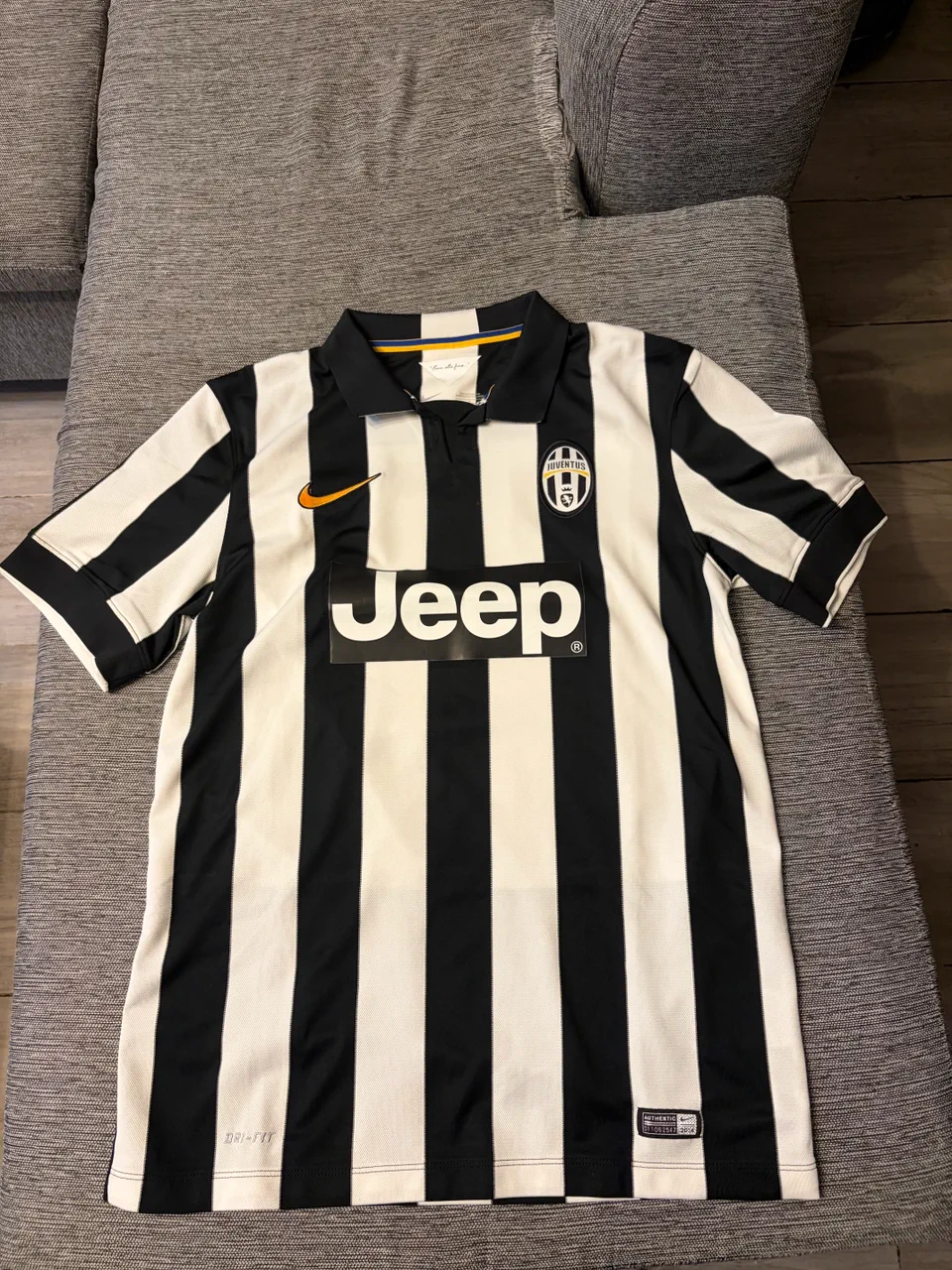 Nike · Talle M