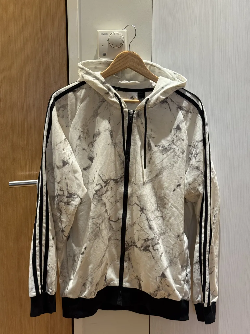 adidas · Talle M