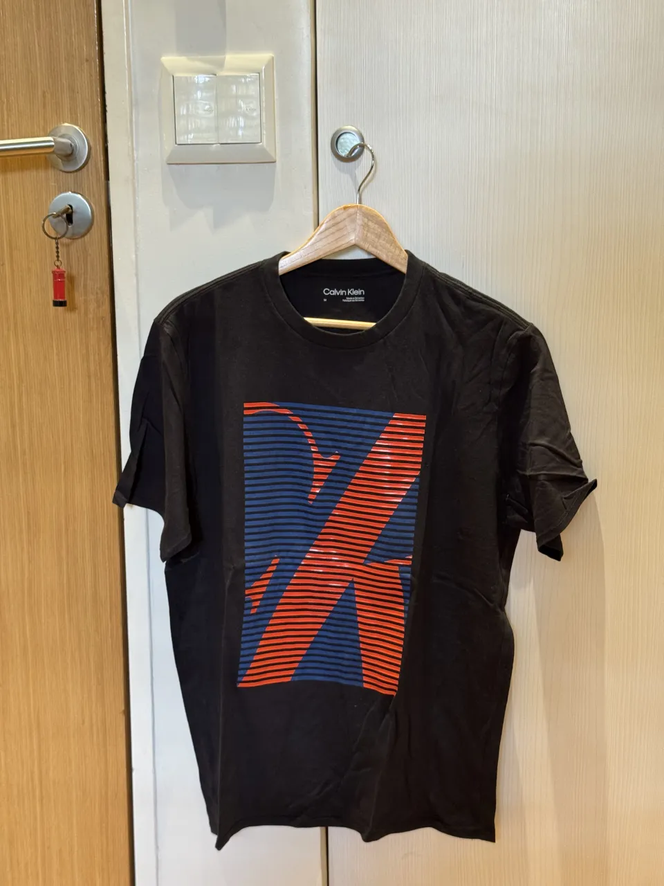 Calvin Klein · Talle M