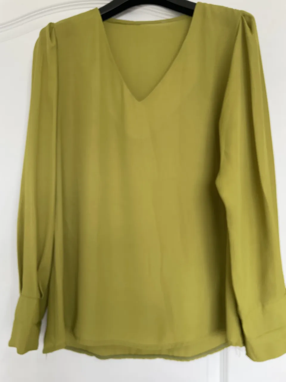 Blusa Generica · Talle M