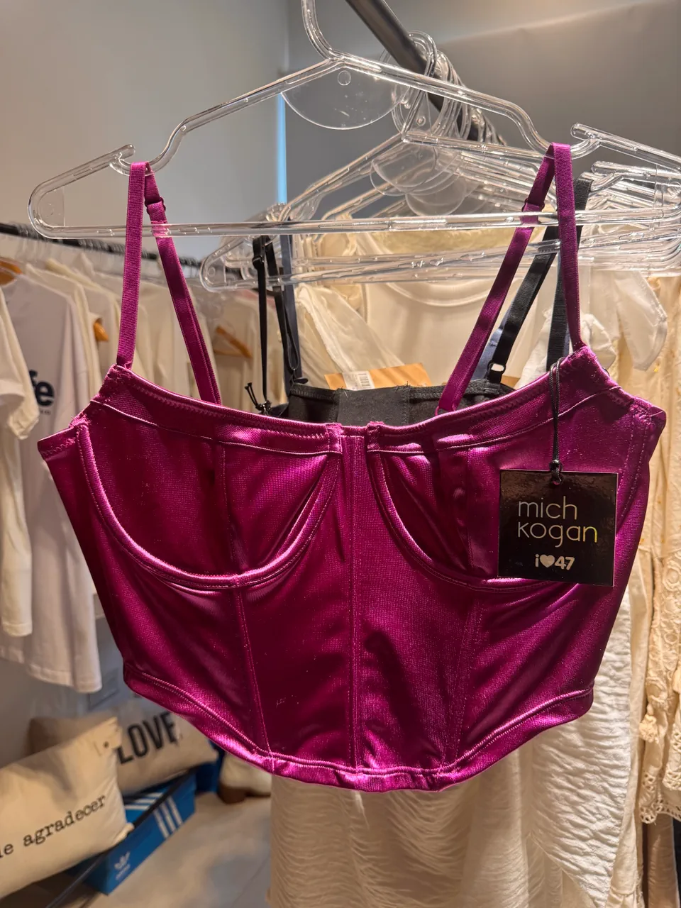 Top 47 Street · Talle L