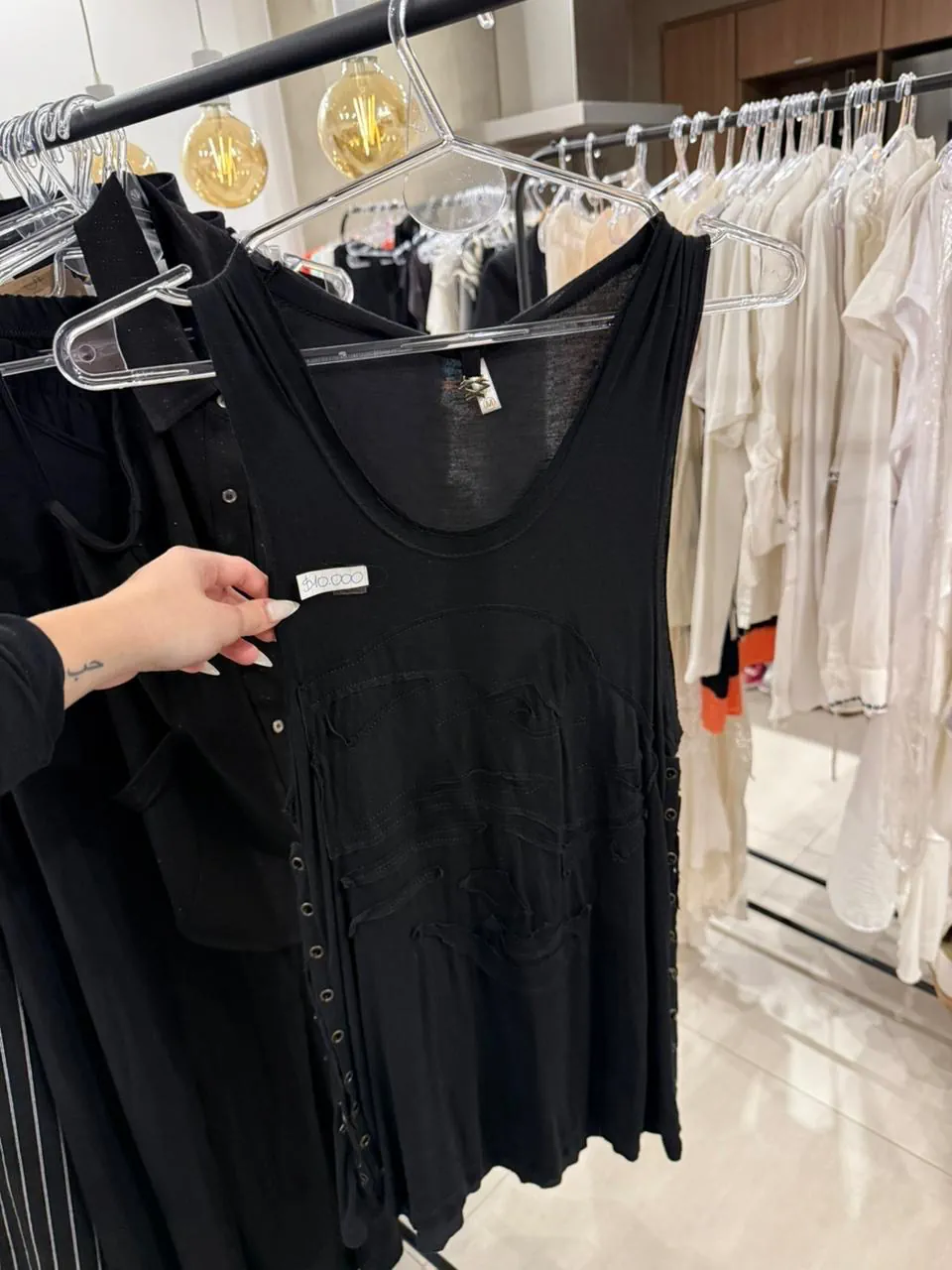 Musculosa Sarkany - imagen 1