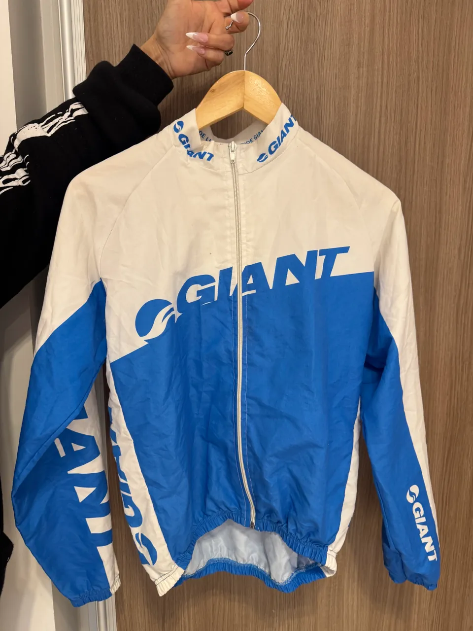 Rompeviento Giant · Talle S