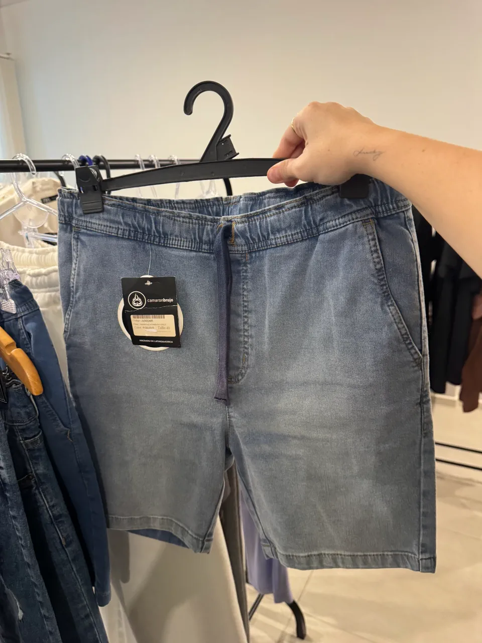 Short Camaronbrujo · Talle EU 40
