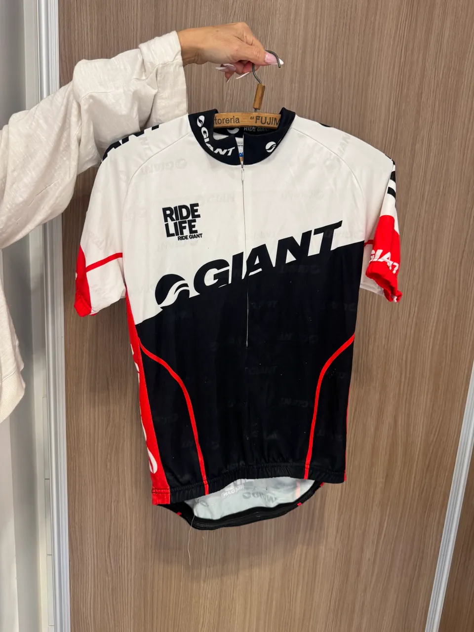 Prenda deportiva Giant