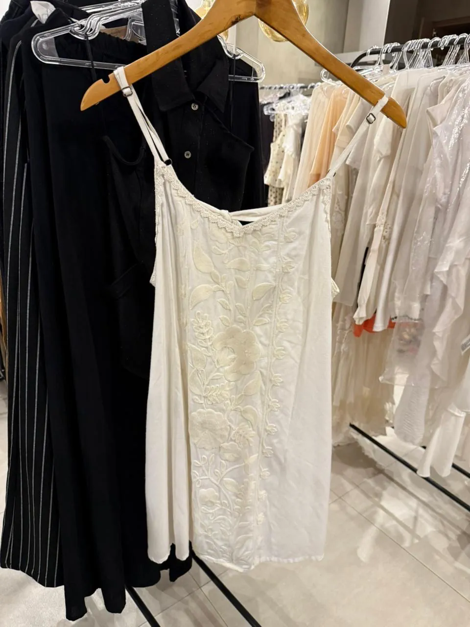 Musculosa Otra - imagen 1
