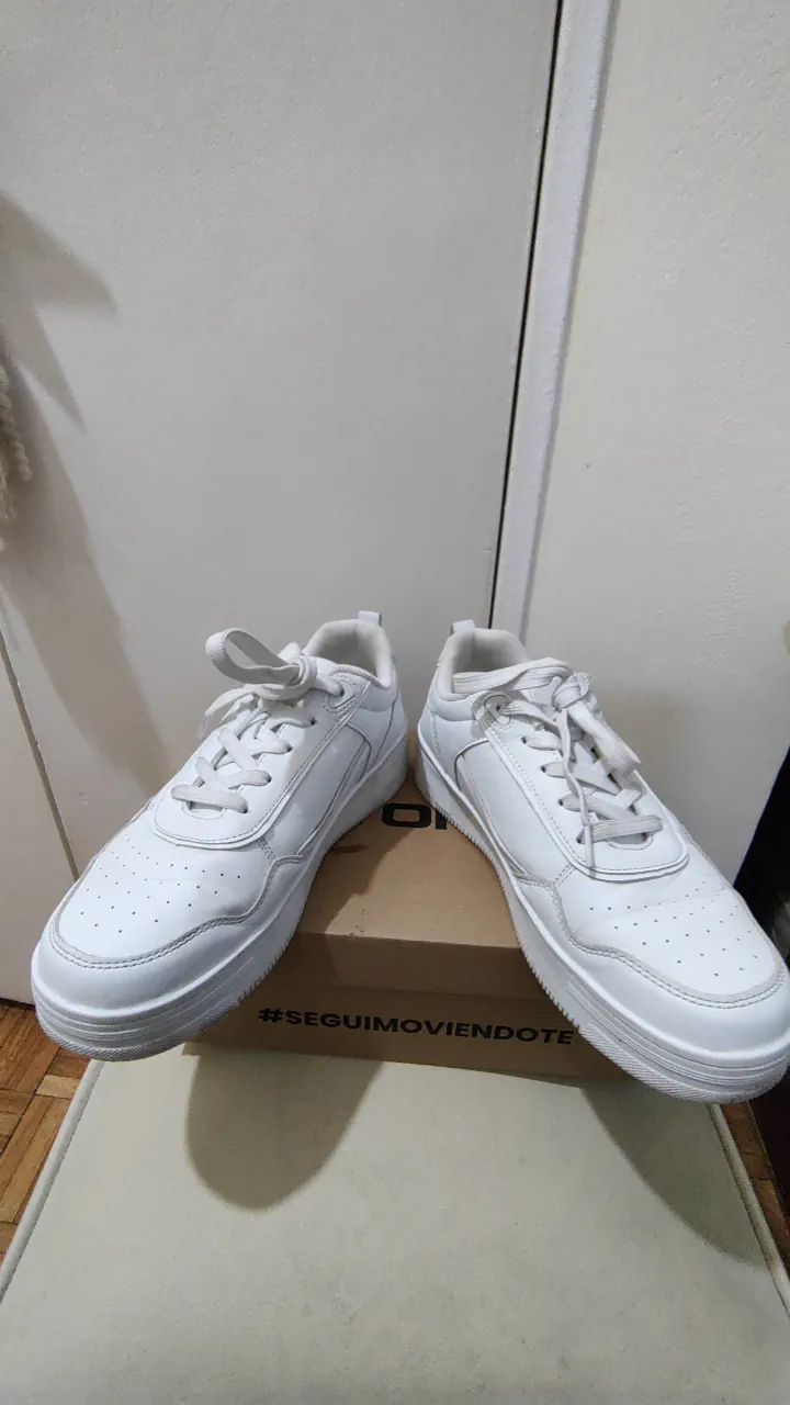 Zapatillas Atomik · Talle AR 38