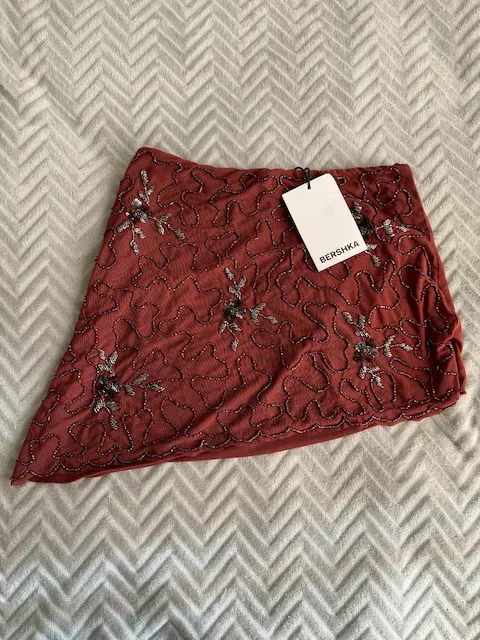 Pollera Bershka · Talle L
