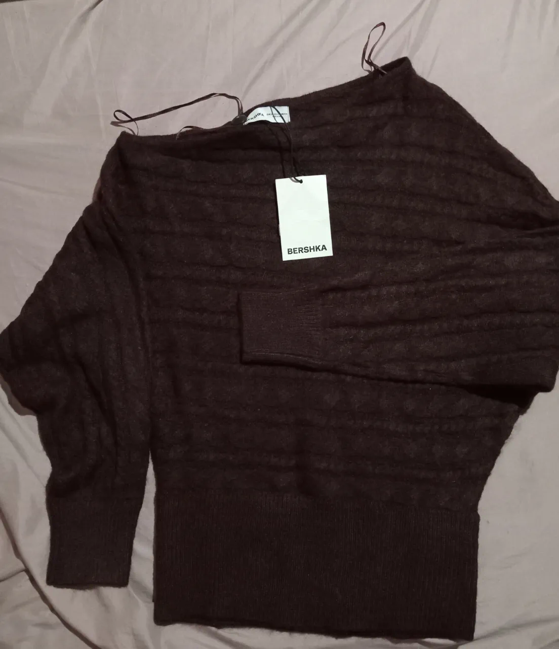 Sweater Bershka - imagen 1