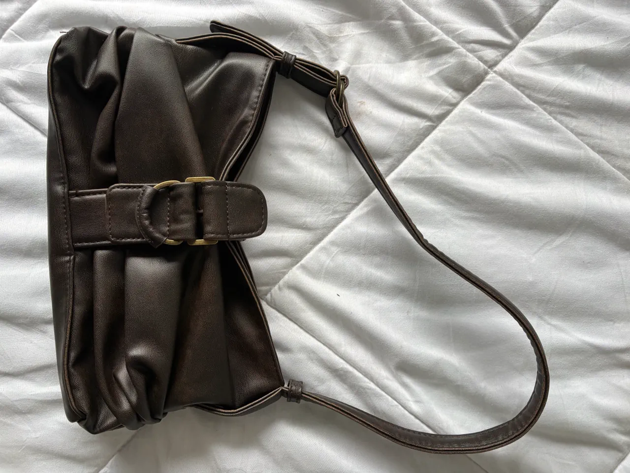 Cartera Zara