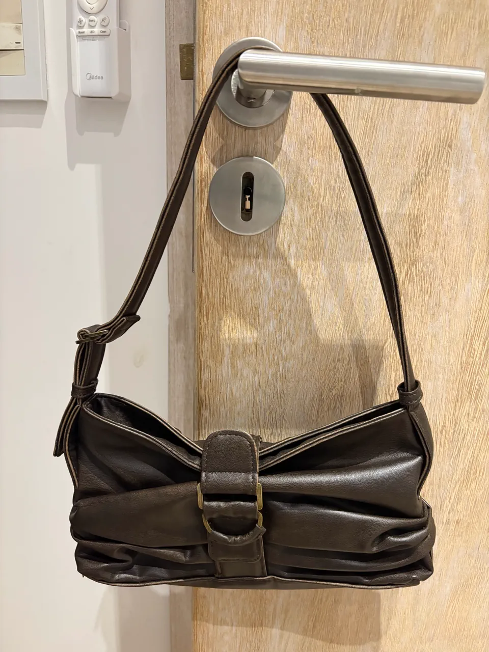 Cartera Zara