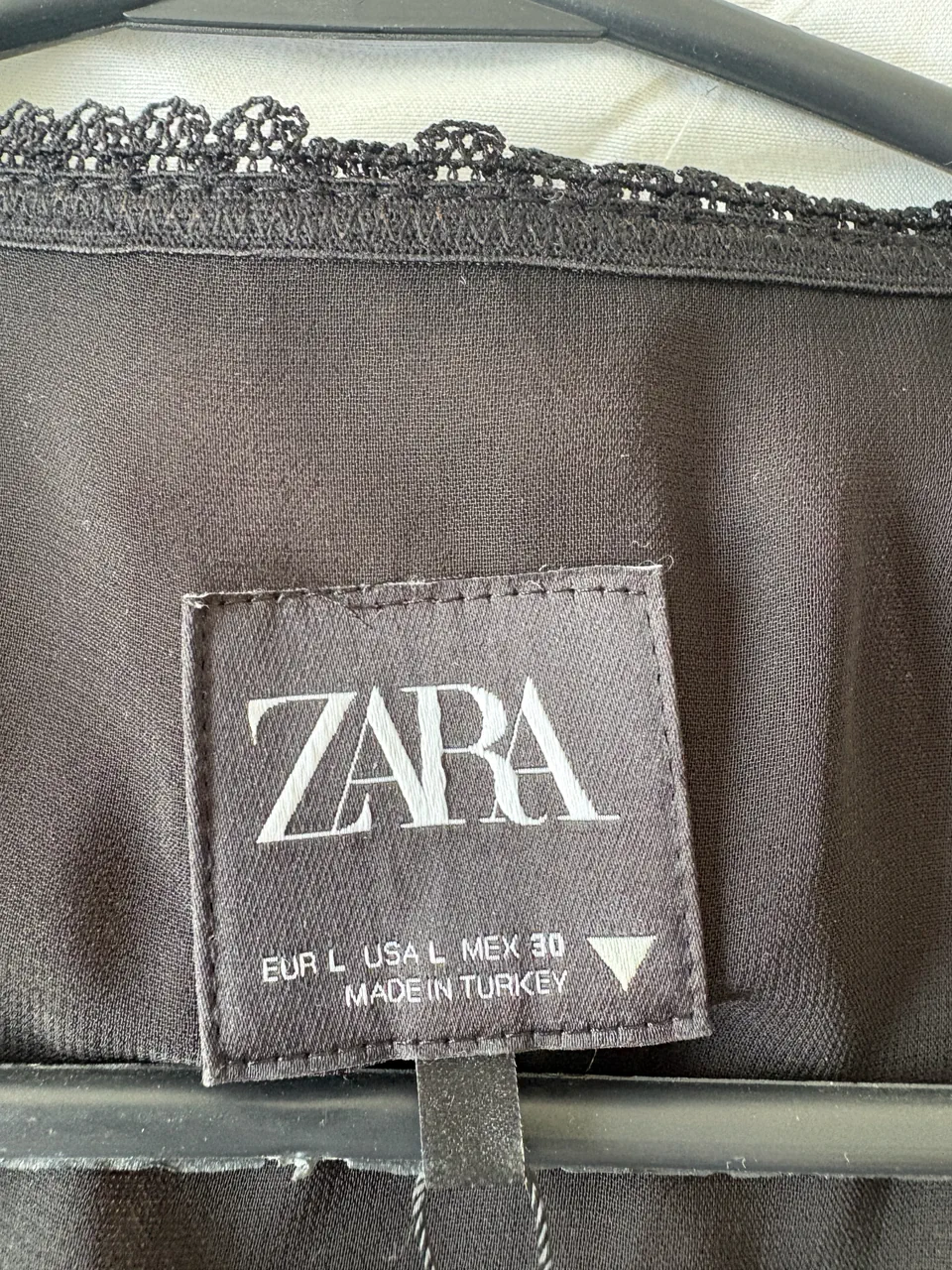 Zara · Talle L