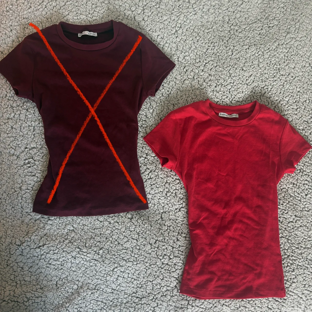 Remera Bershka · Talle XS