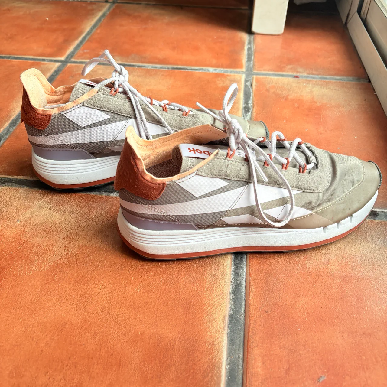 Reebok · Talle AR 38