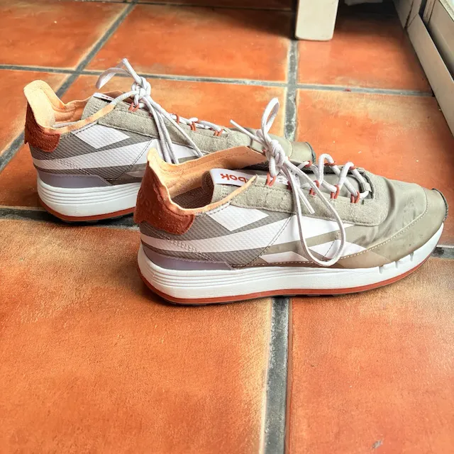 Reebok · Talle AR 38