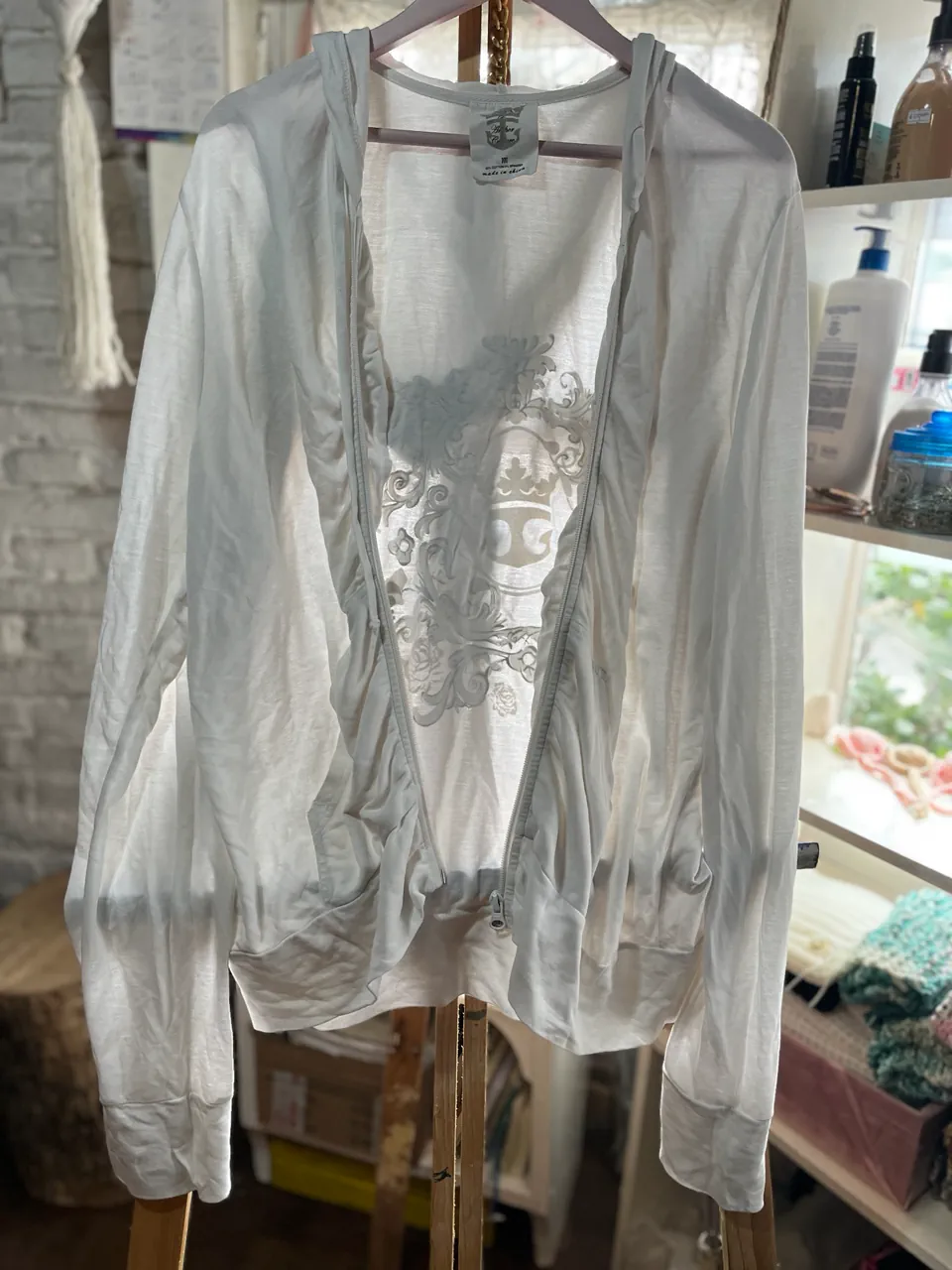 Hand wash cold · Talle M