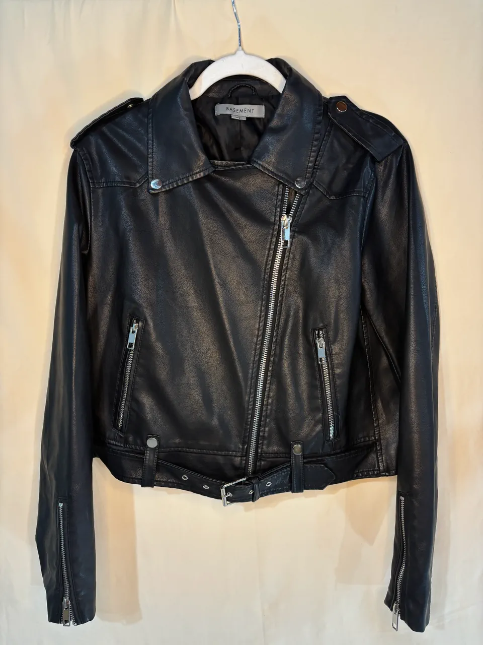 Campera Basement - imagen 1
