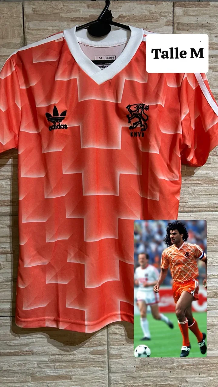 Camiseta Otra · Talle M