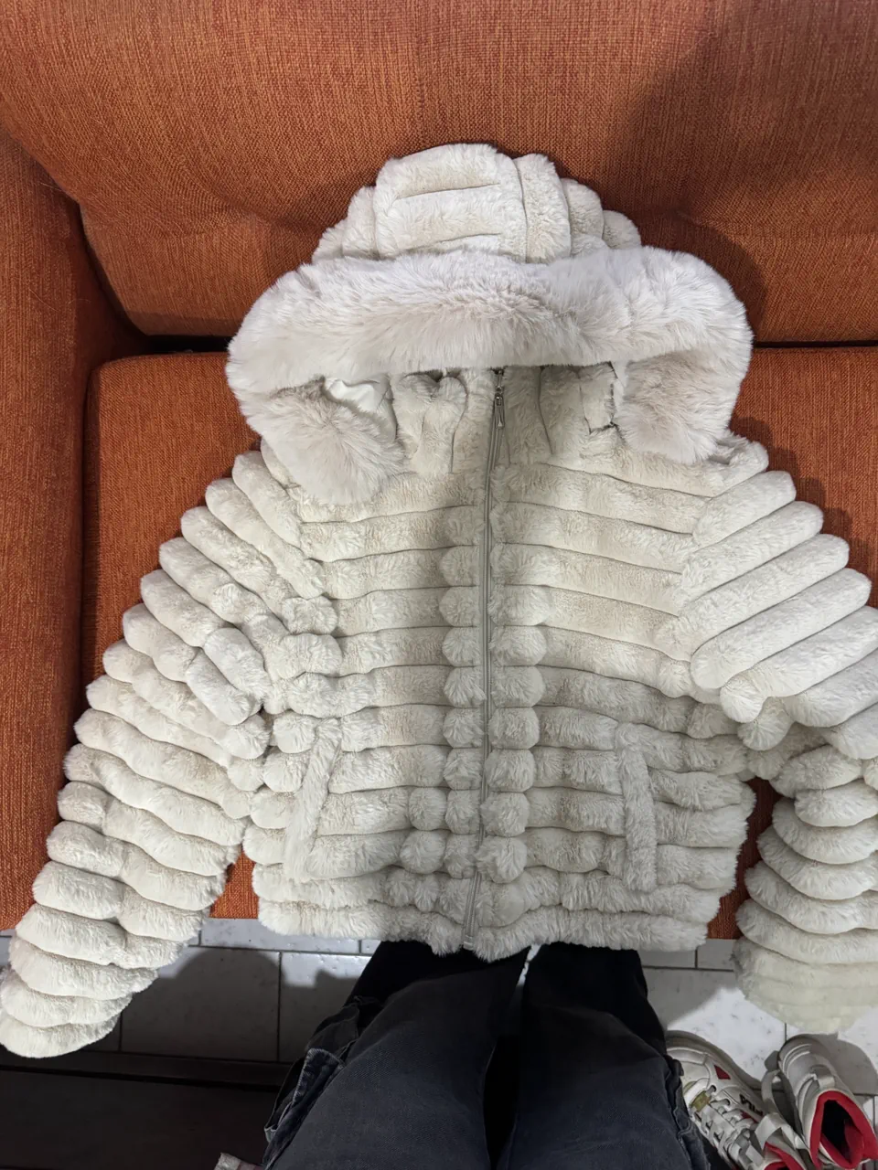 Campera Ninguna - imagen 1