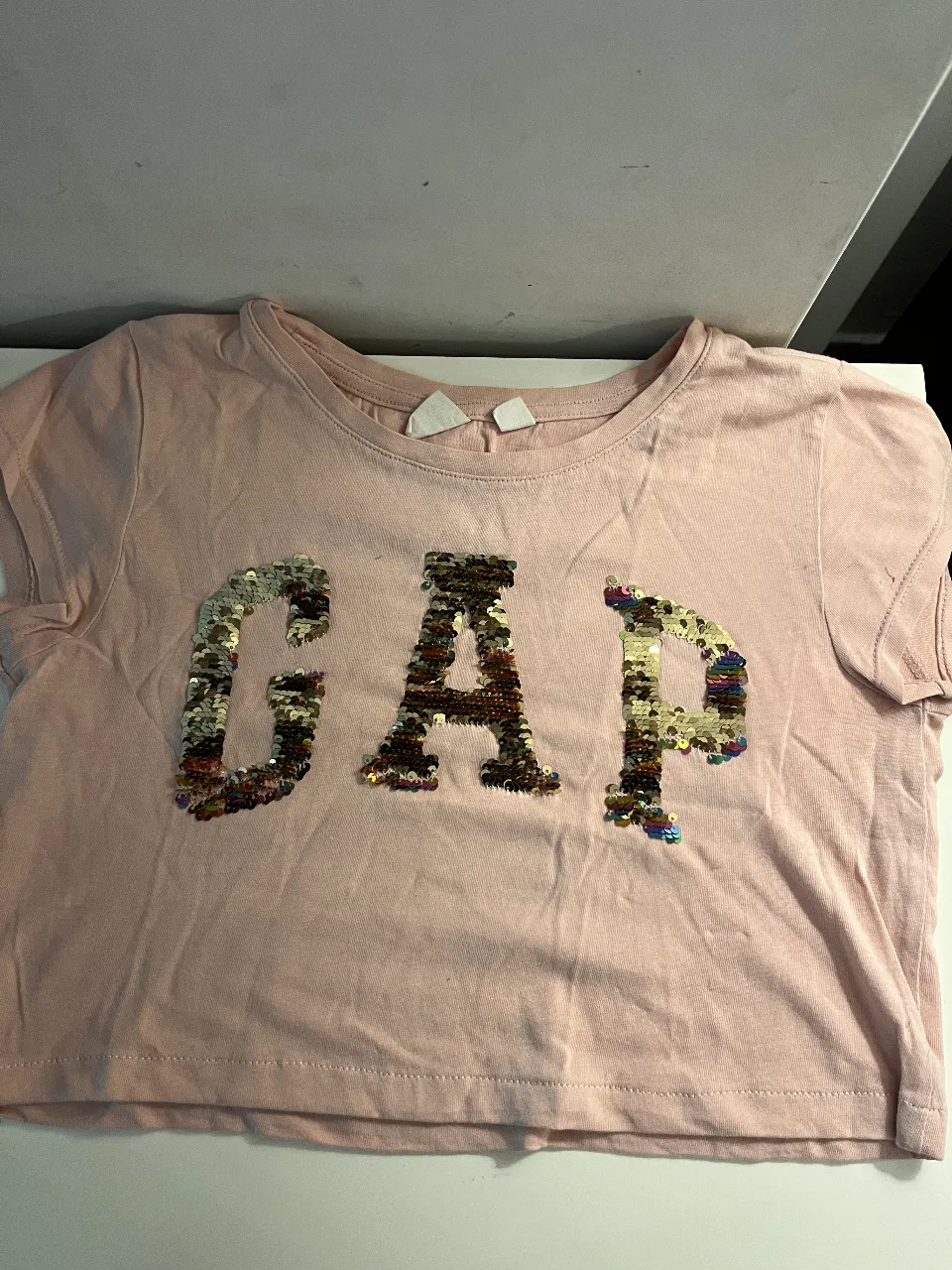 Remera GAP · Talle 10 años / 140 cm