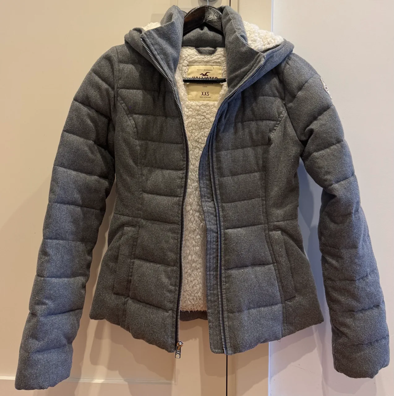 Campera Hollister · Talle XXS