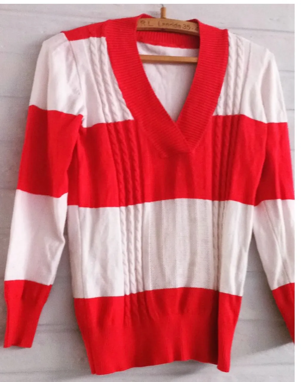Sweater A ≠ - imagen 1