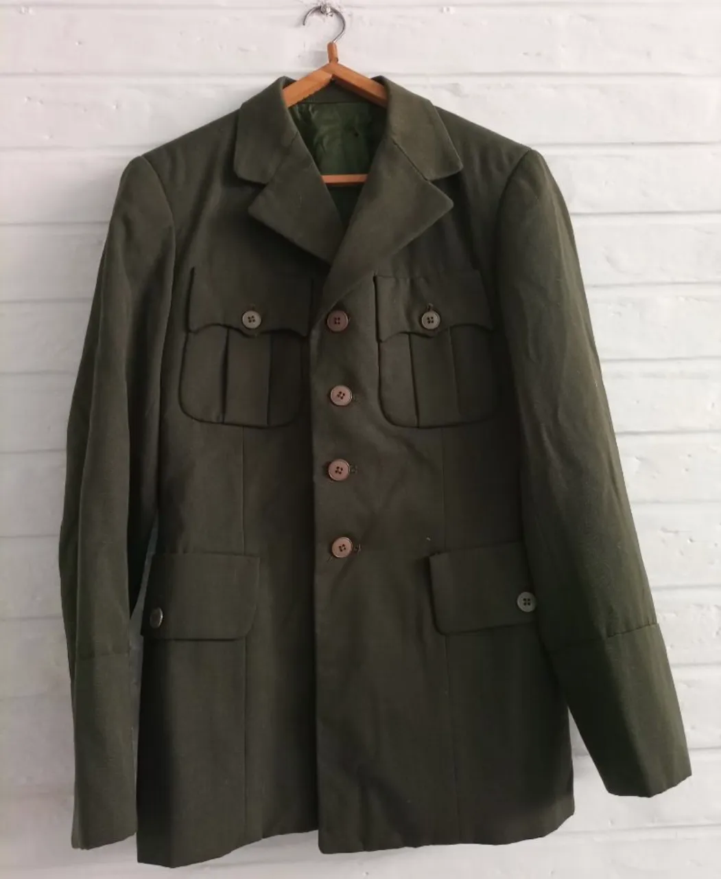 Campera A ≠ - imagen 1
