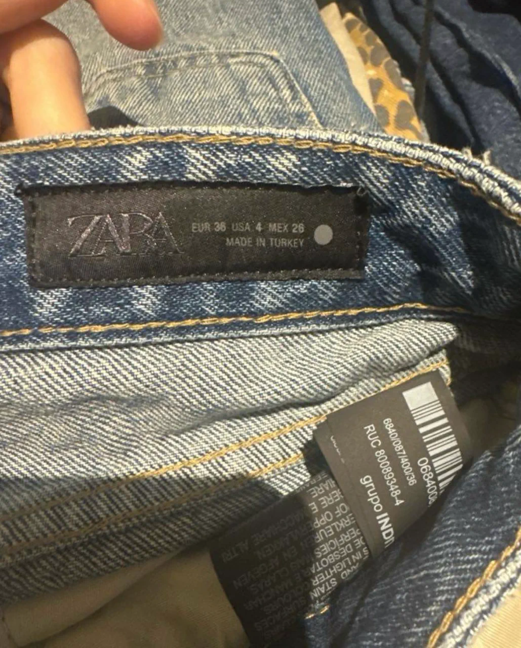 Zara · Talle EU 36
