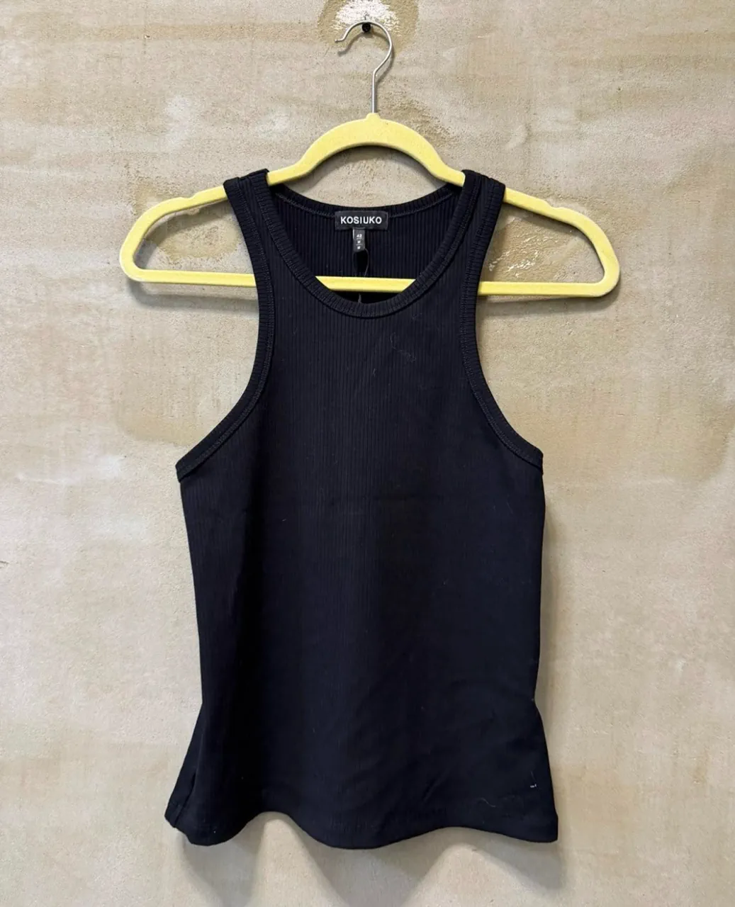 Musculosa Kosiuko - imagen 1