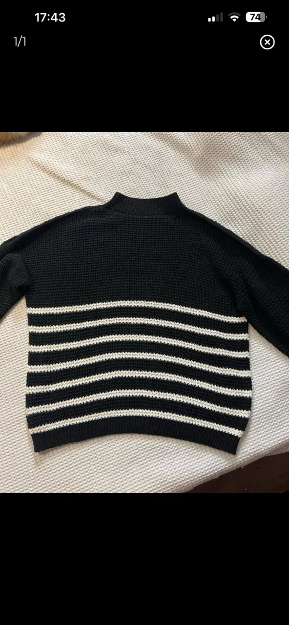 Polera Leuthe - imagen 1