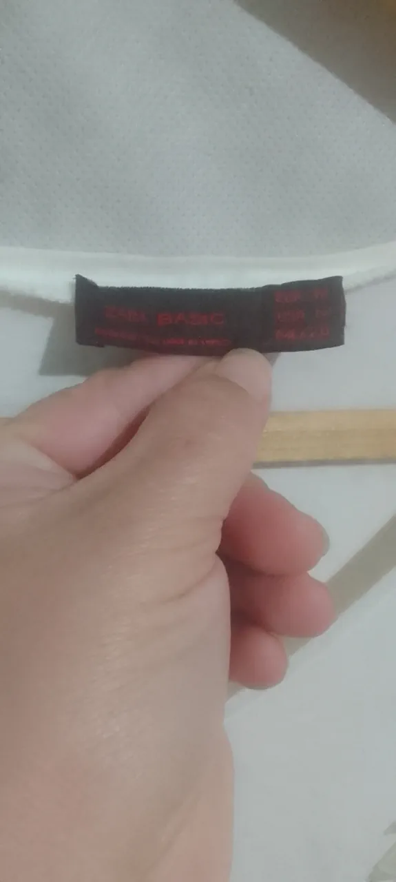 Remera Zara Basic · Talle único