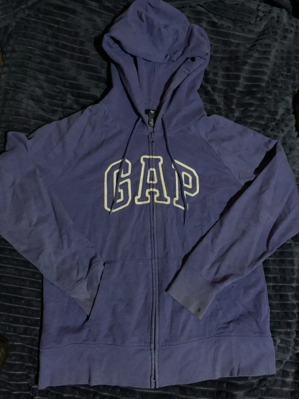 Campera GAP - imagen 1