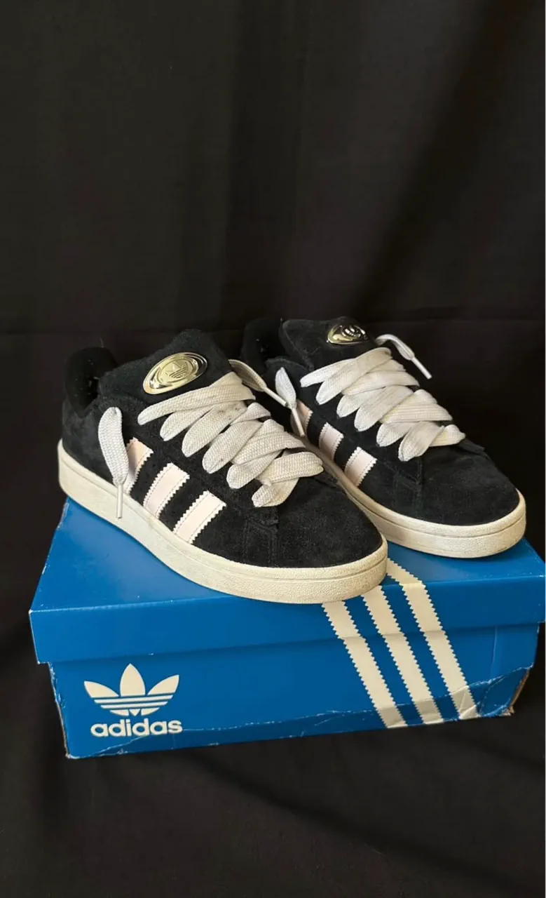 adidas · Talle AR 38