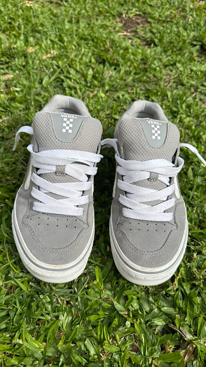 Vans · Talle AR 37