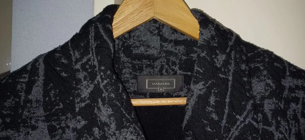 Blazer Markova · Talle 4