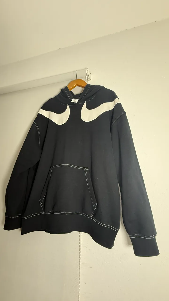 Buzo Nike · Talle M