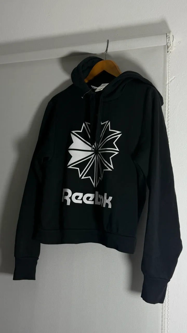 Buzo Reebok · Talle M