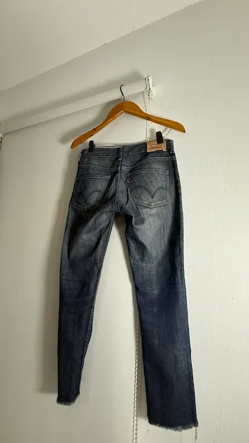Levi's · Talle US 25